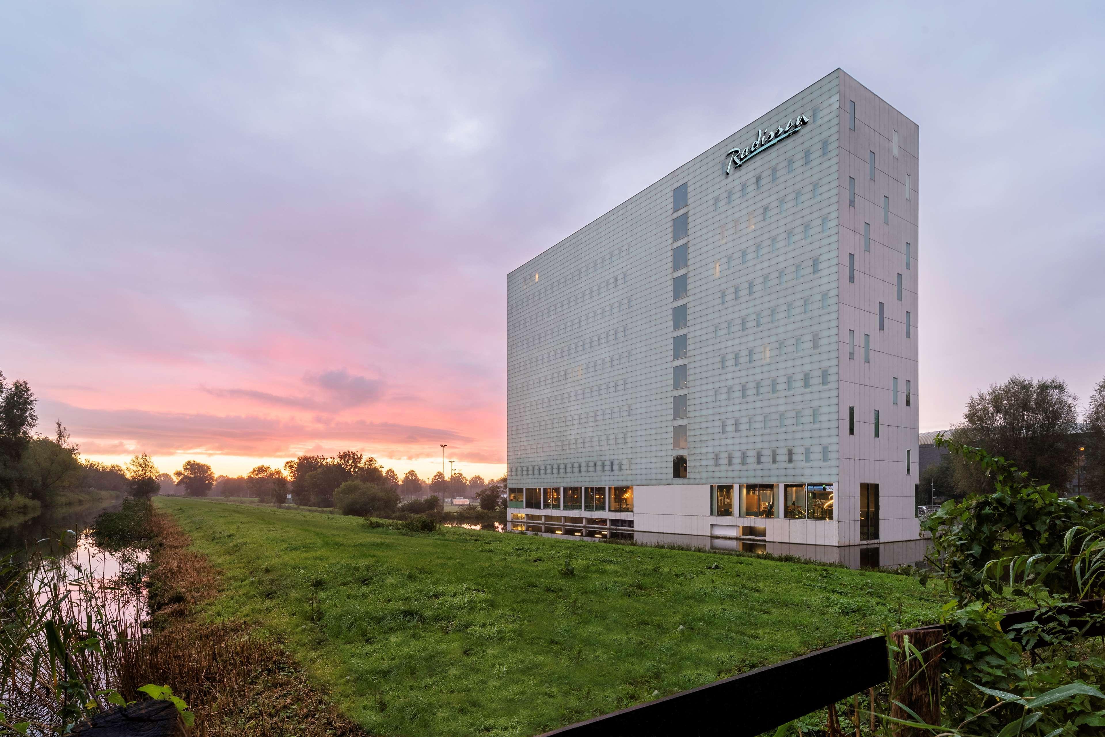 Radisson Hotel And Suites Amsterdam South Esterno foto